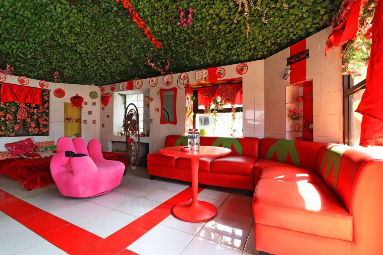 阿贡佩马塔阿尔塔酒店 Cipanas  外观 照片